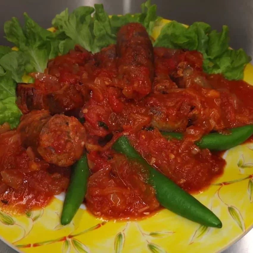 Rougail saucisse fraîche ou fumée